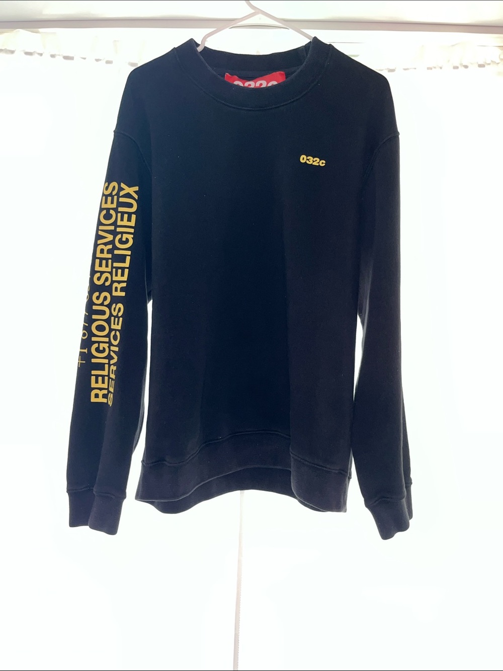 032C x SSENSE Chabanel Montreal Black Crewneck Sweater with Yellow Sleeve Print